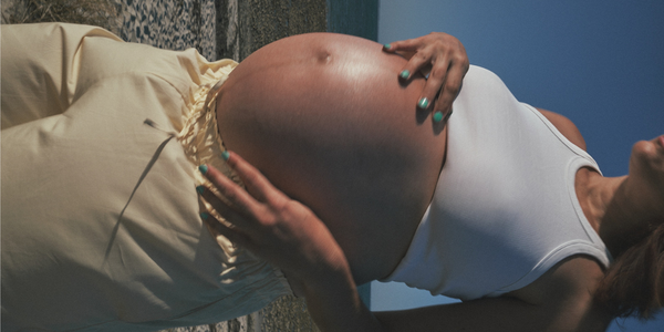 Enceinte à 40 ans, et alors ? Alexandra raconte sa grossesse loin des clichés